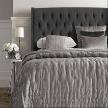 Load image into Gallery viewer, Austin Upholstered Bed Without Storage In Suede
