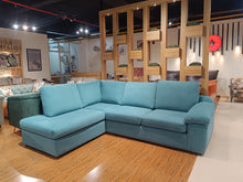 Load image into Gallery viewer, California Corner Fabric RHF With Chaise
