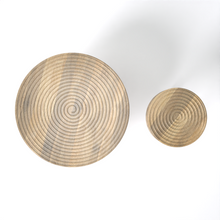 Load image into Gallery viewer, Aspen Round Nesting Coffee Table Set
