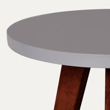 Load image into Gallery viewer, Gallno Side Table

