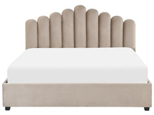 Load image into Gallery viewer, Vincenned Fully Upholstered Bed without Storage
